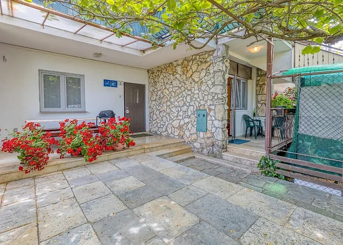 Bastovanovic * 로비니